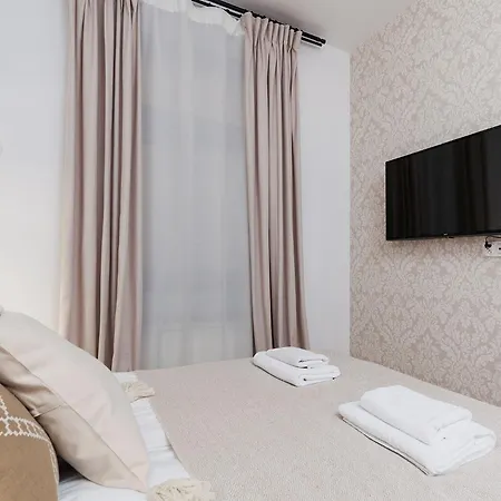 Main Square - Private Parking - Sw Krzyza 16 * Krasków