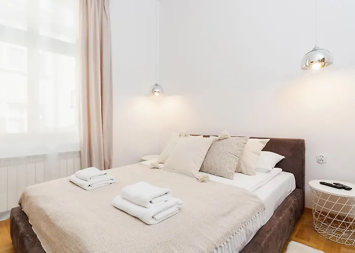 Main Square - Private Parking - Sw Krzyza 16 Apartman